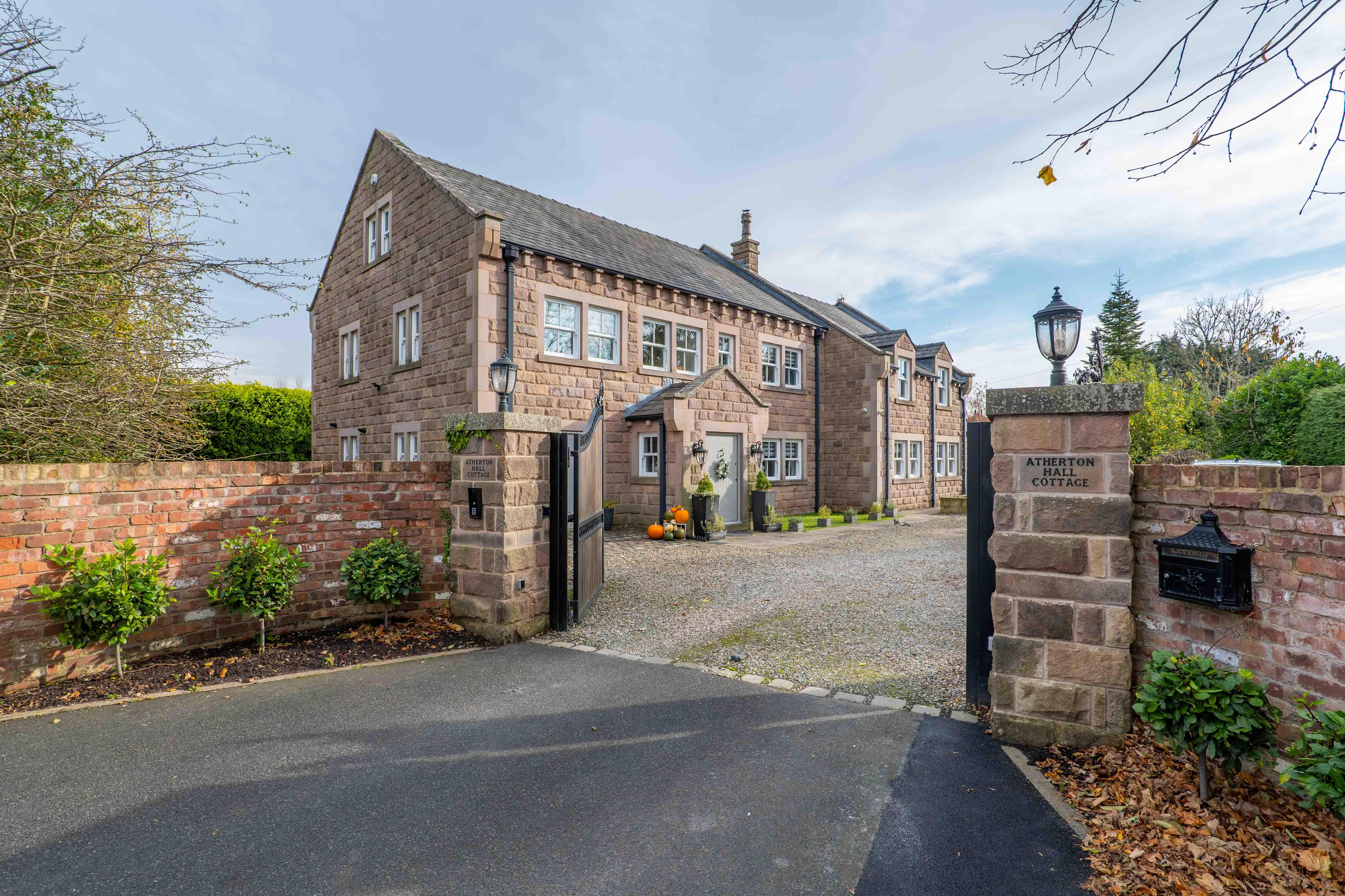 Deano Tsimboykas - Buyer